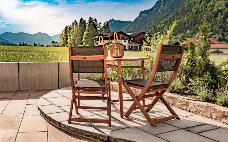 Chalet Auszeit Terrasse Bergblick